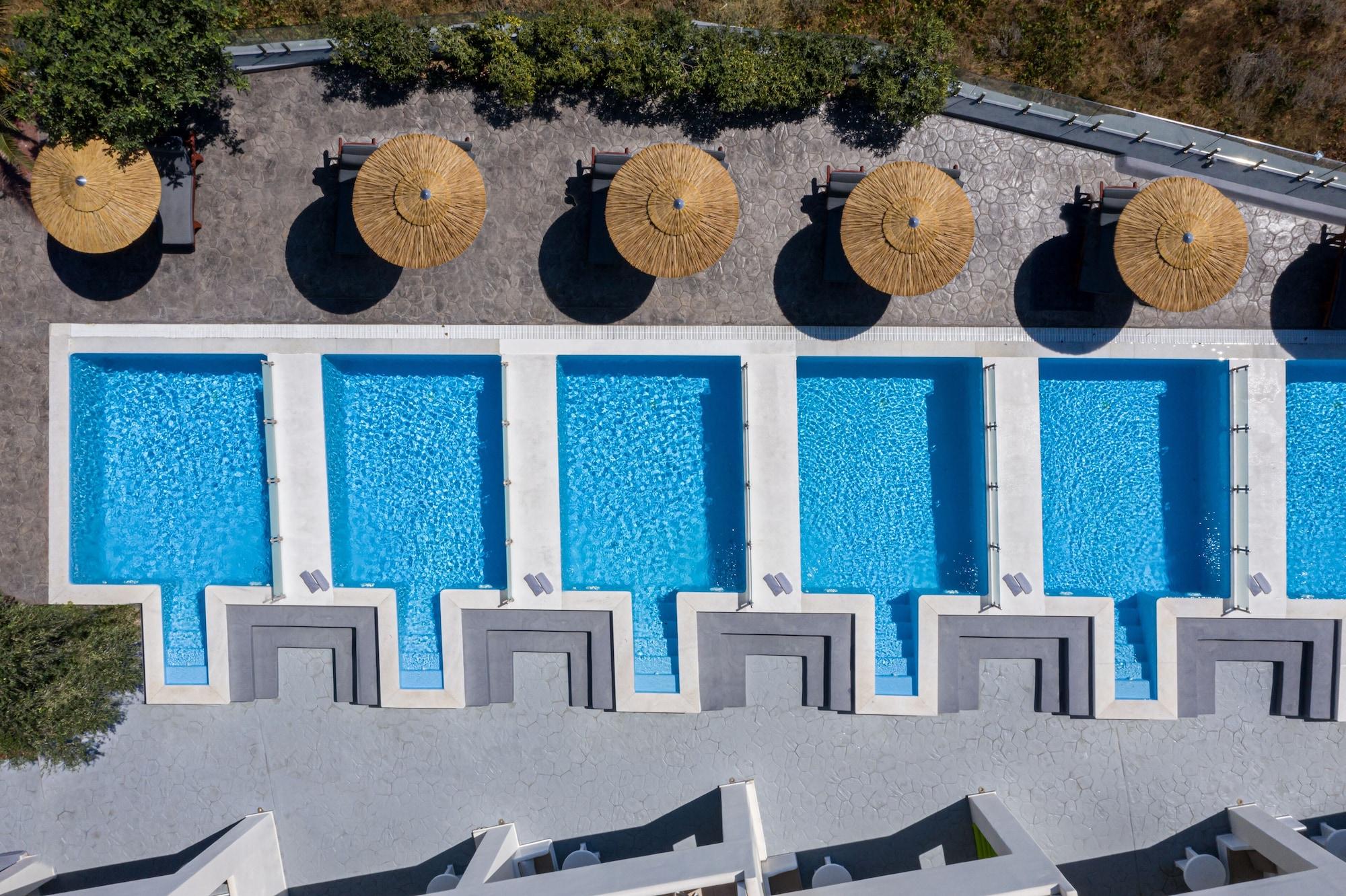 Splendour Hotel And Suites Firostefani Bagian luar foto