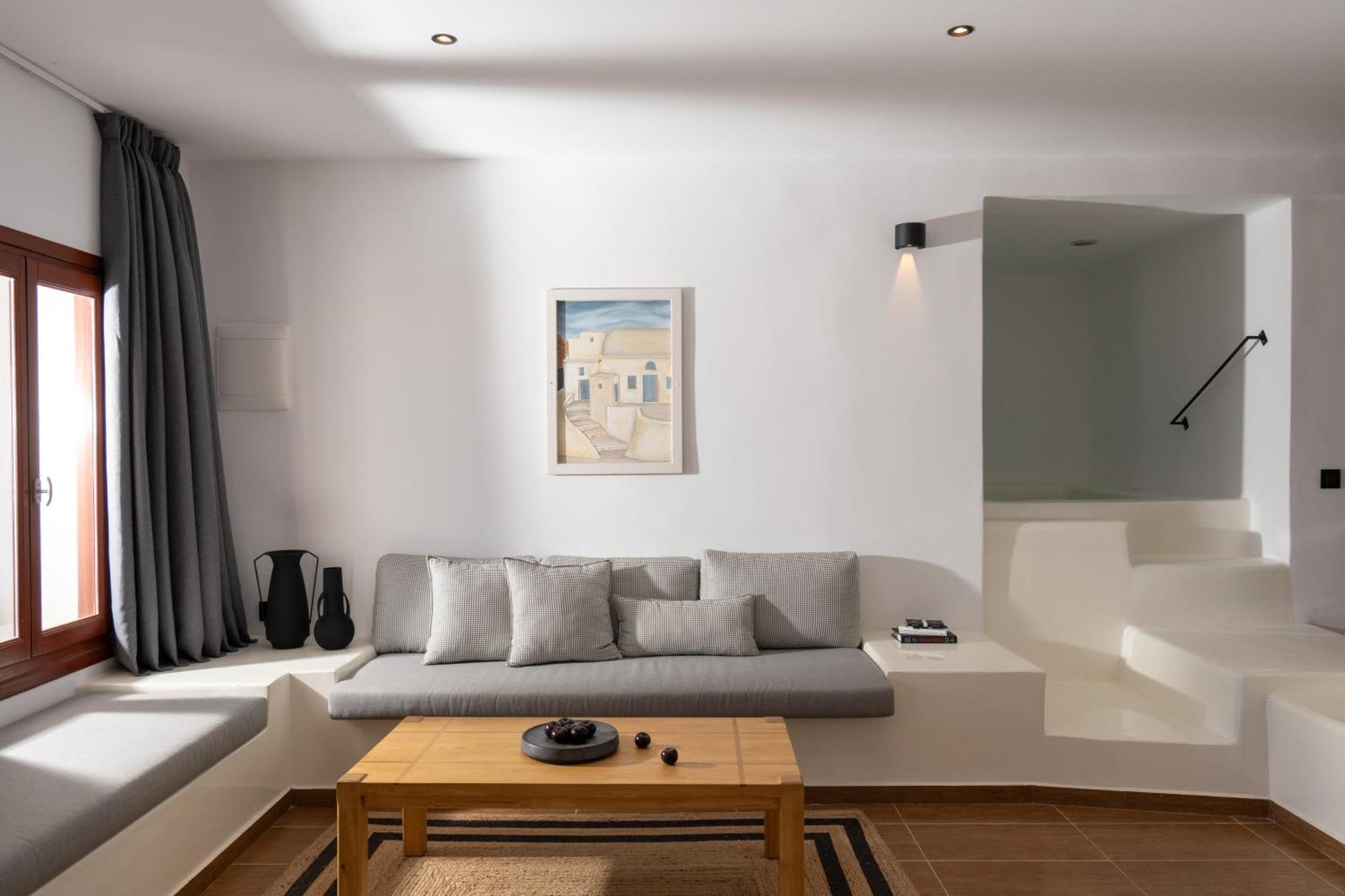 Splendour Hotel And Suites Firostefani Bagian luar foto
